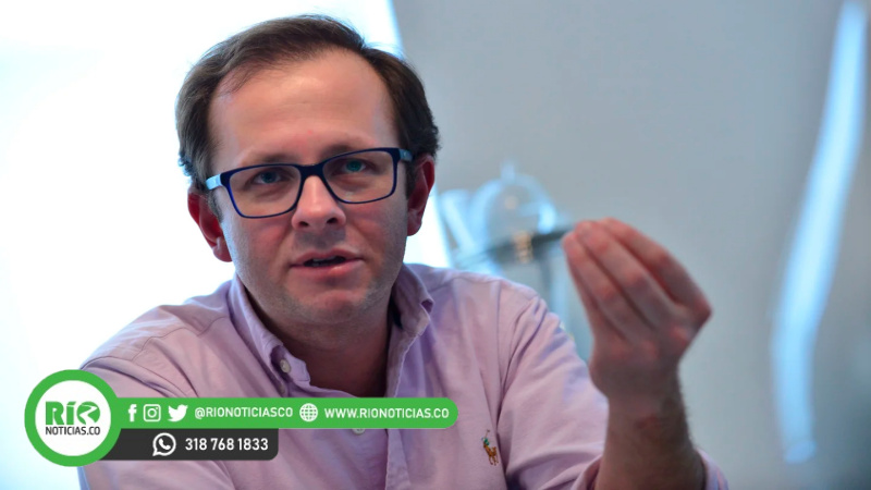 Juez le da casa por cárcel al exministro de Uribe, Andrés Felipe Arias