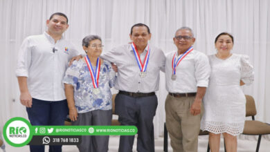 Photo of Alcaldía de Montería otorgó Medalla al Mérito Educativo a tres ex rectores por sus aportes a la educación de calidad