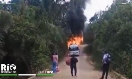 Urgente: incineran bus intermunicipal en la vía Ibagué-Roncesvalles
